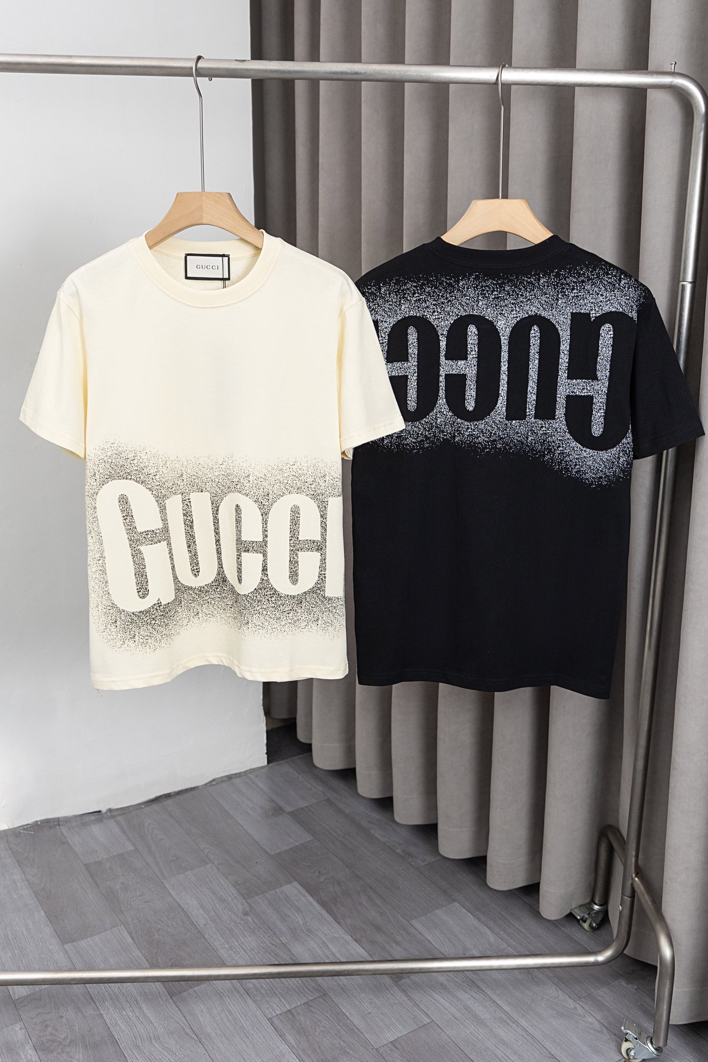 1ZB549UDE Stylish T-shirts