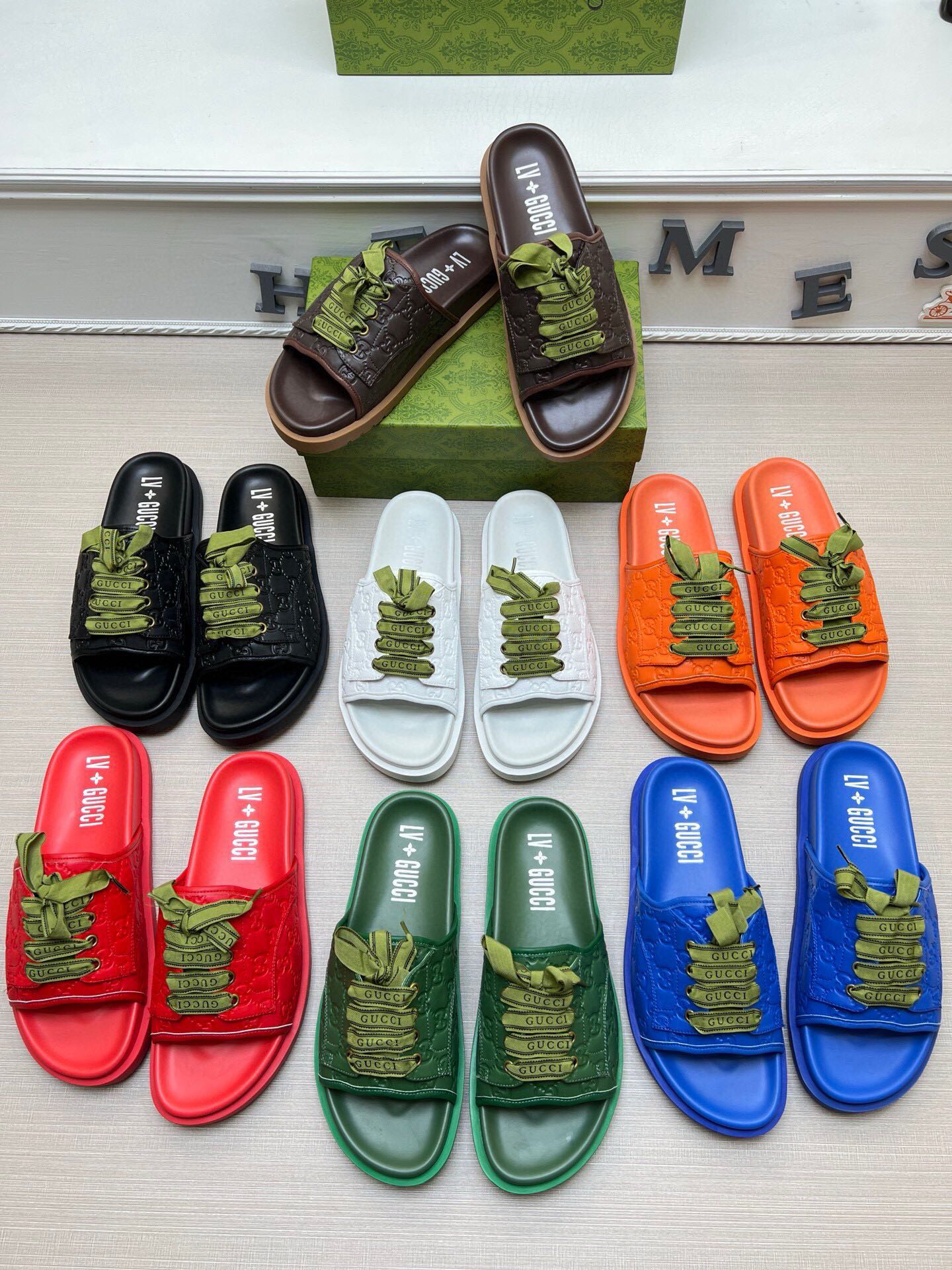 54B16ZDE Stylish slippers