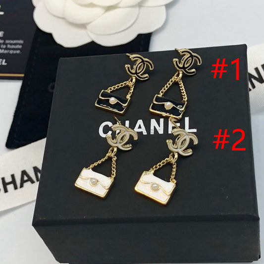 14C49EDE Stylish Earrings