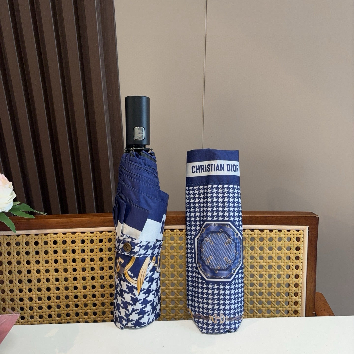 15RD79SDE Stylish UV resistant umbrella
