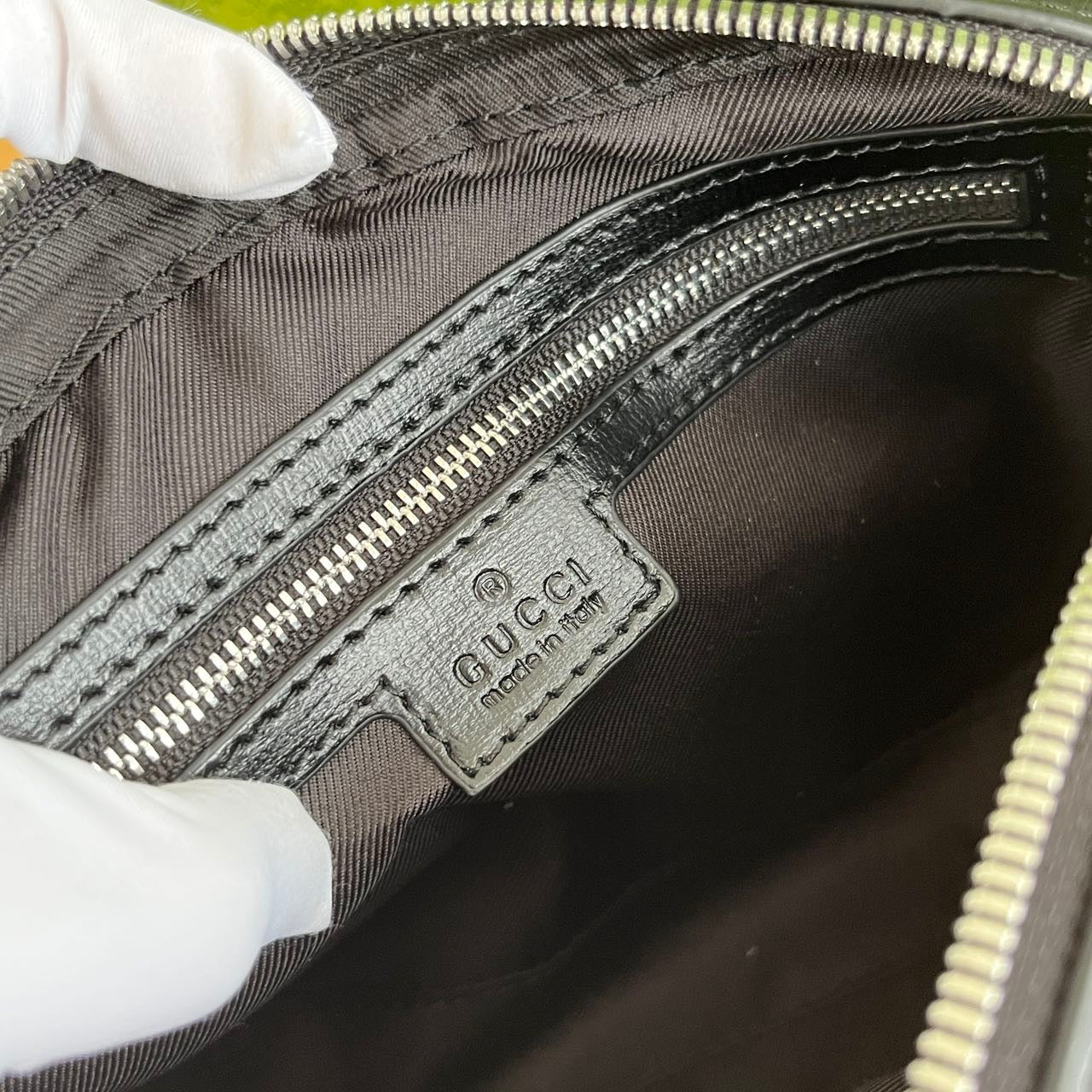 1XB419BDE Stylish leather bag