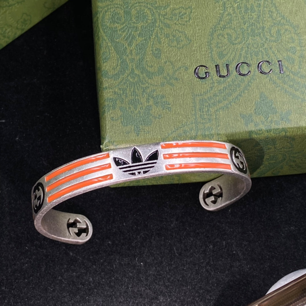 14B395KDE Stylish Bracelets