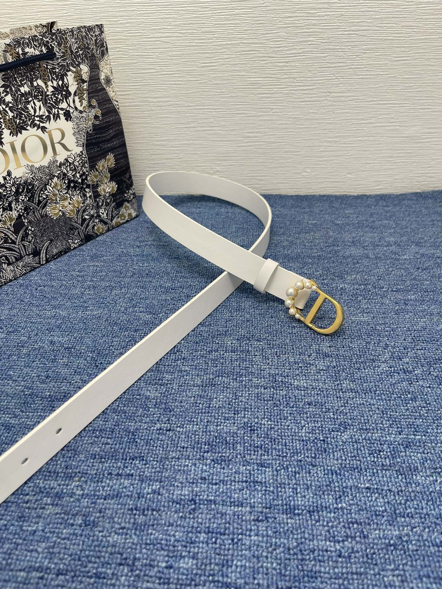 155RD199PDE Stylish  High quality belt With full package