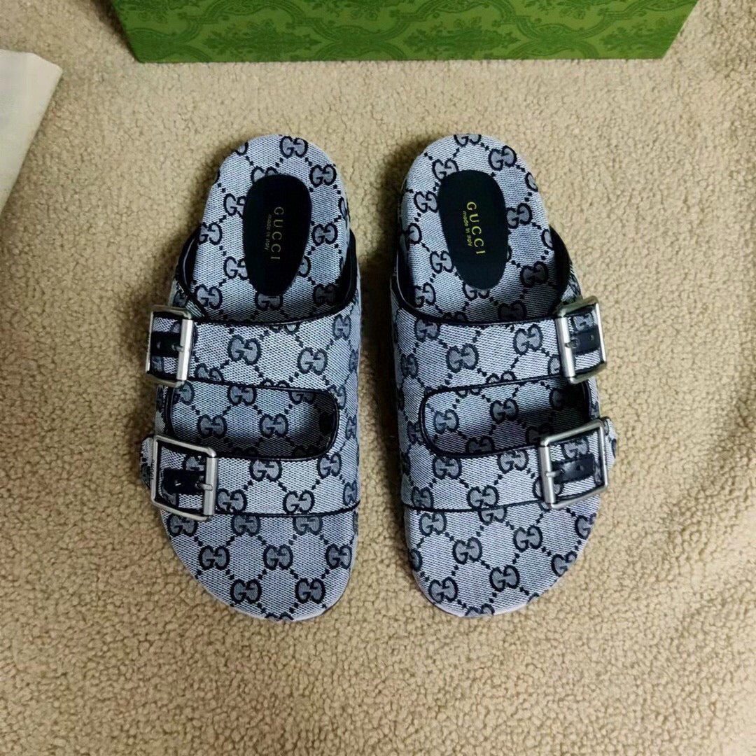 54B124ZDE Stylish slippers