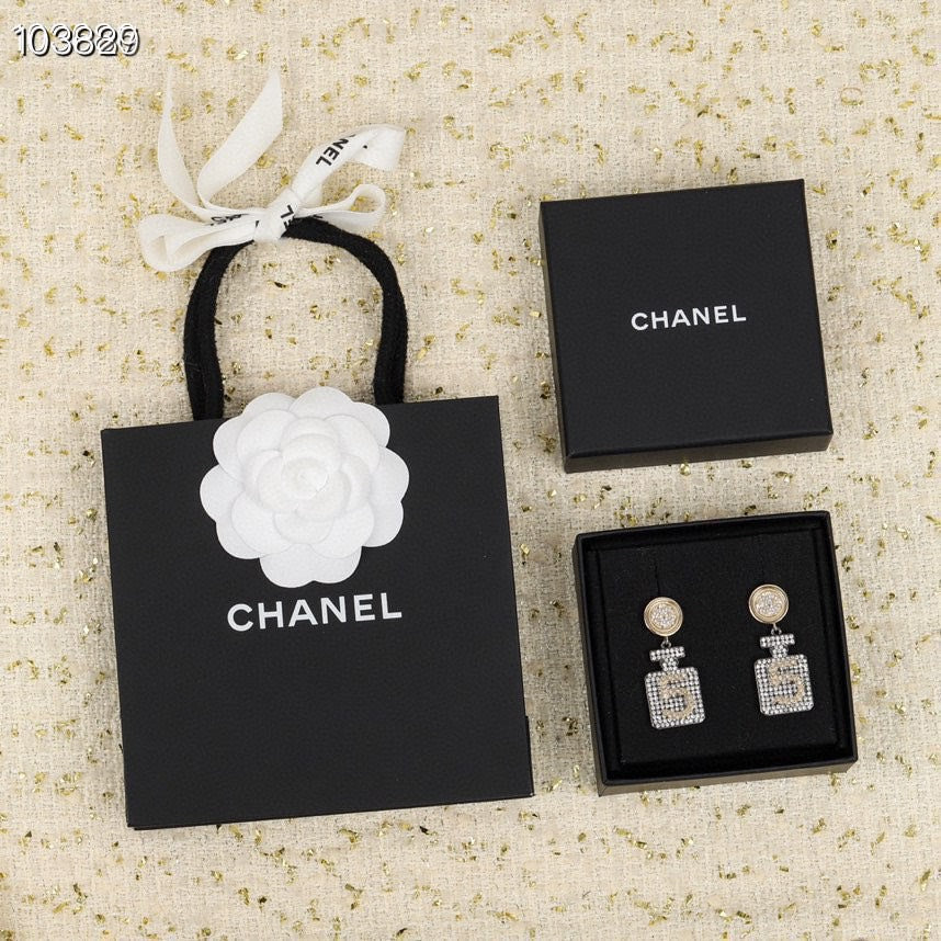 1NC237EDE Stylish Earrings