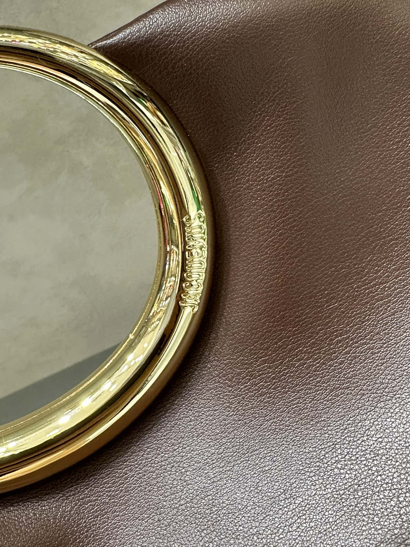 155NA12BDE Stylish leather bag