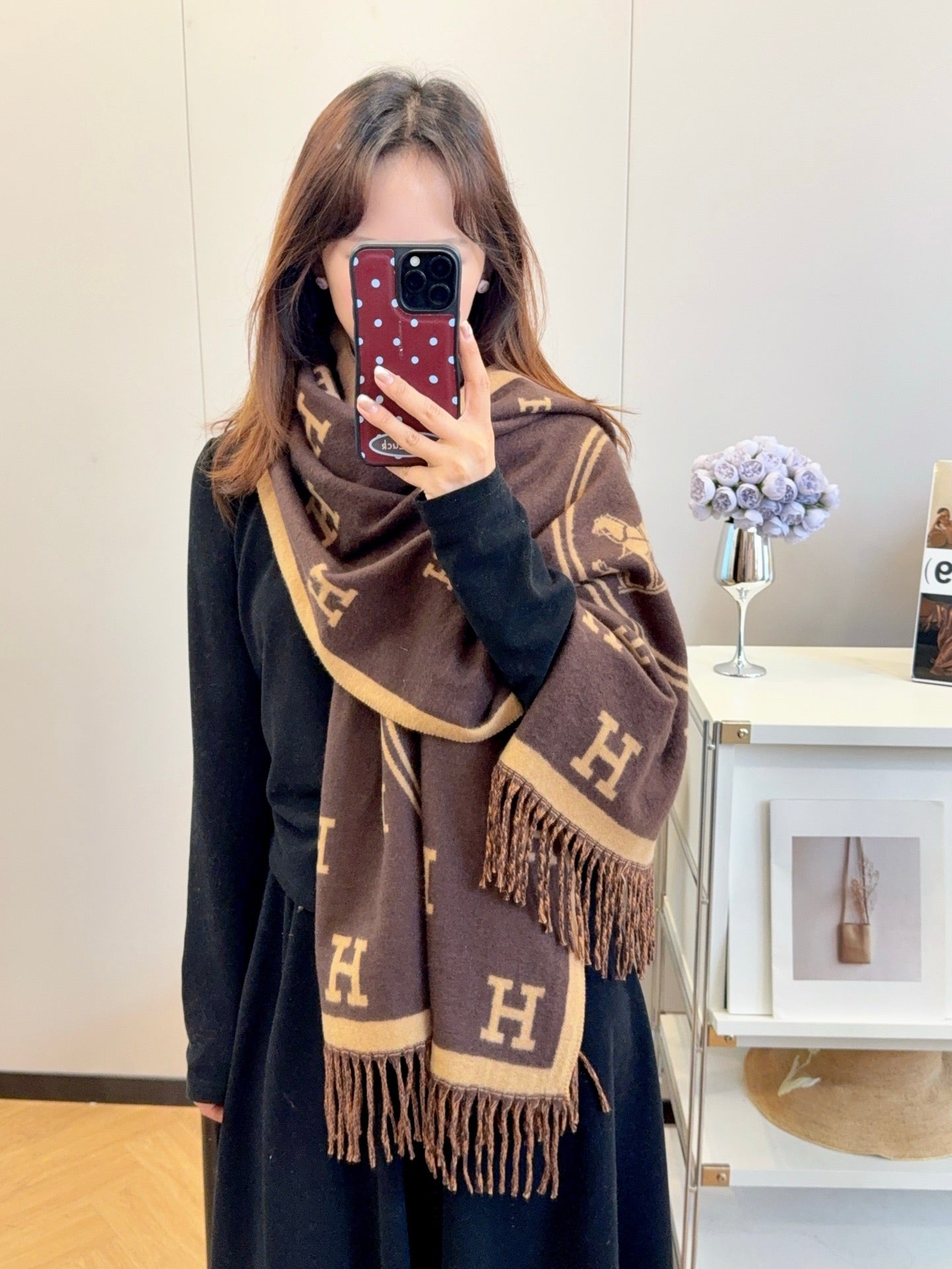 185ZH43WDE Stylish Winter Scarves
