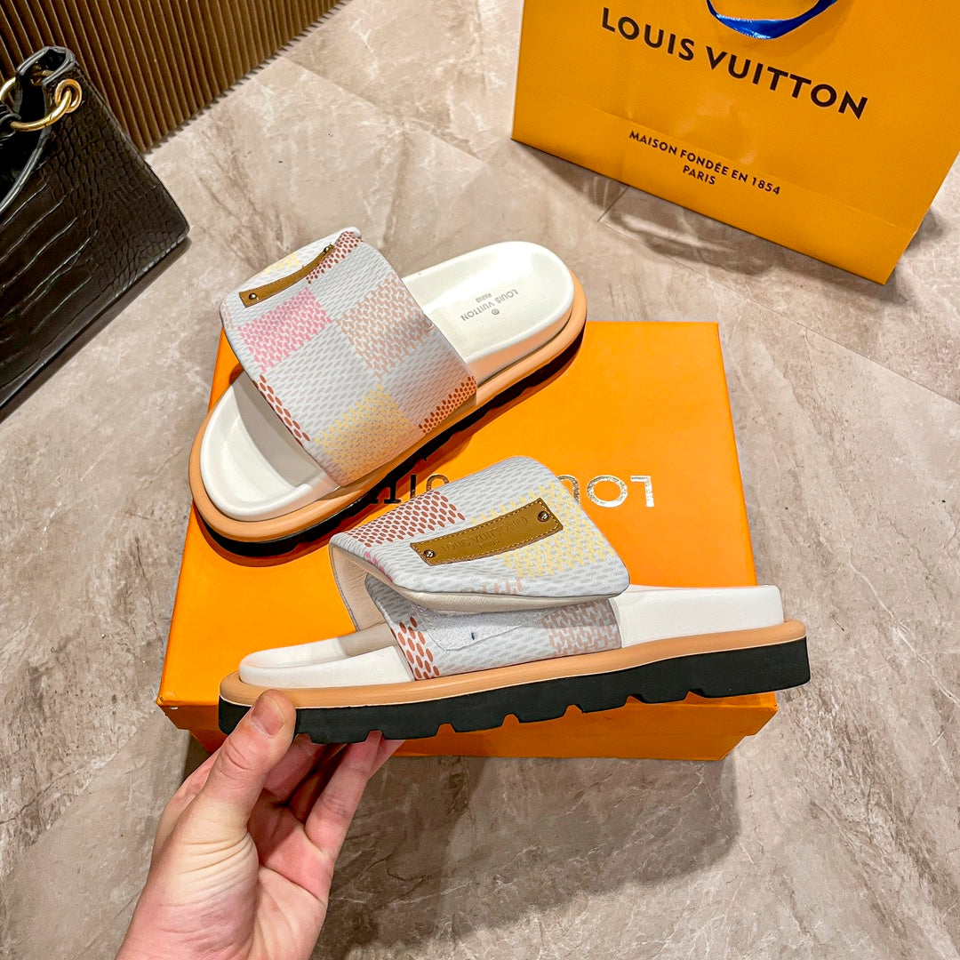 14E211ZDE Stylish Slippers