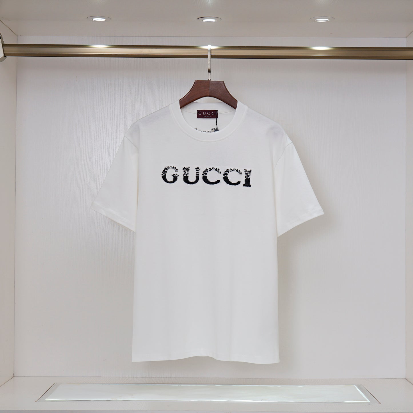 165NB23UDE Stylish T-shirt
