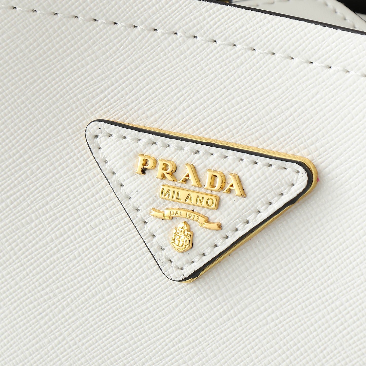 1WP102BDE Stylish leather bag