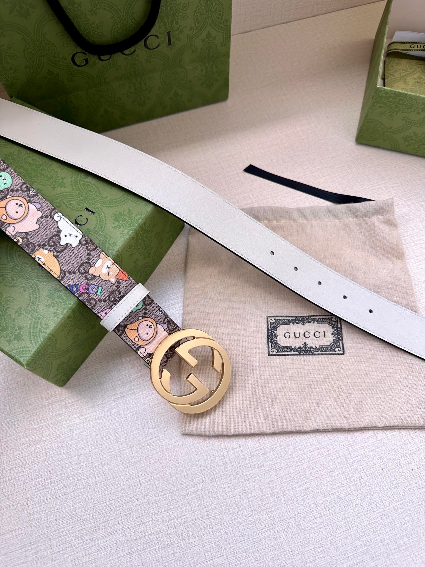 155RB208PDE Stylish  High quality belt With full package