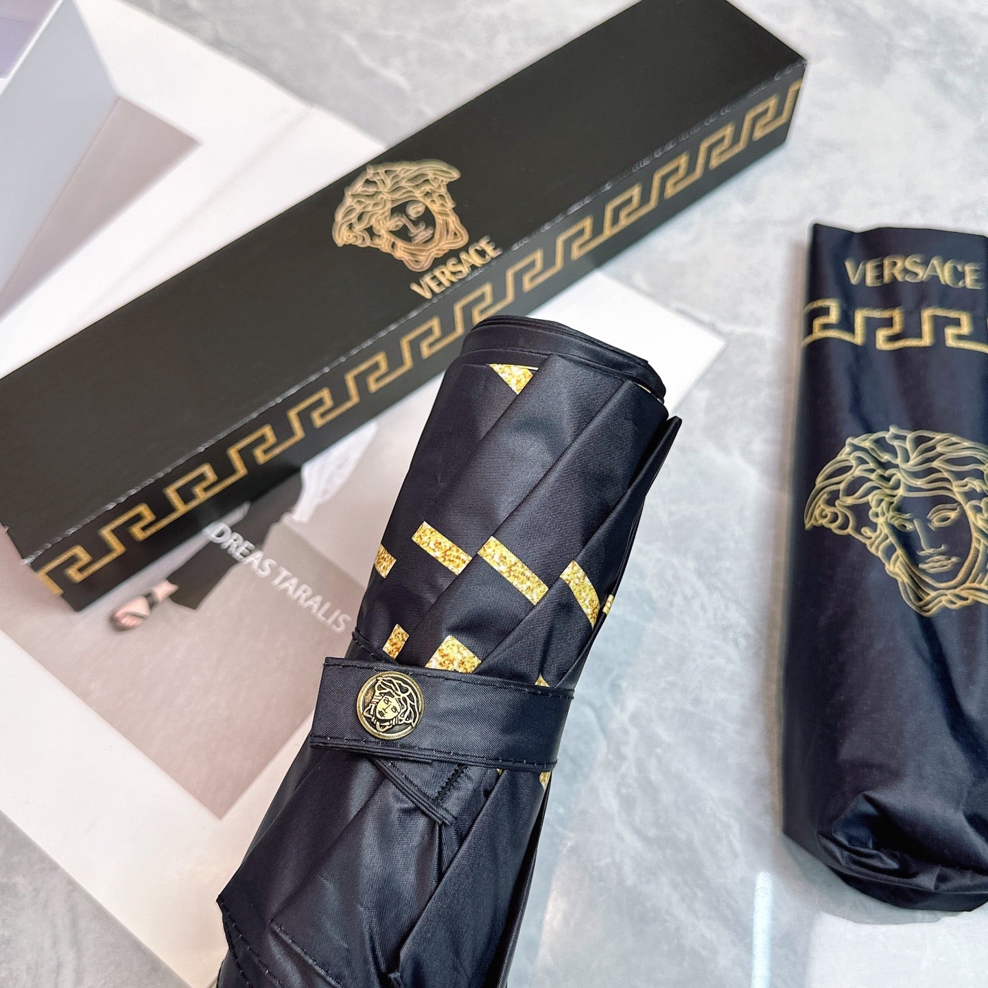 15RR112SDE Stylish UV resistant umbrella