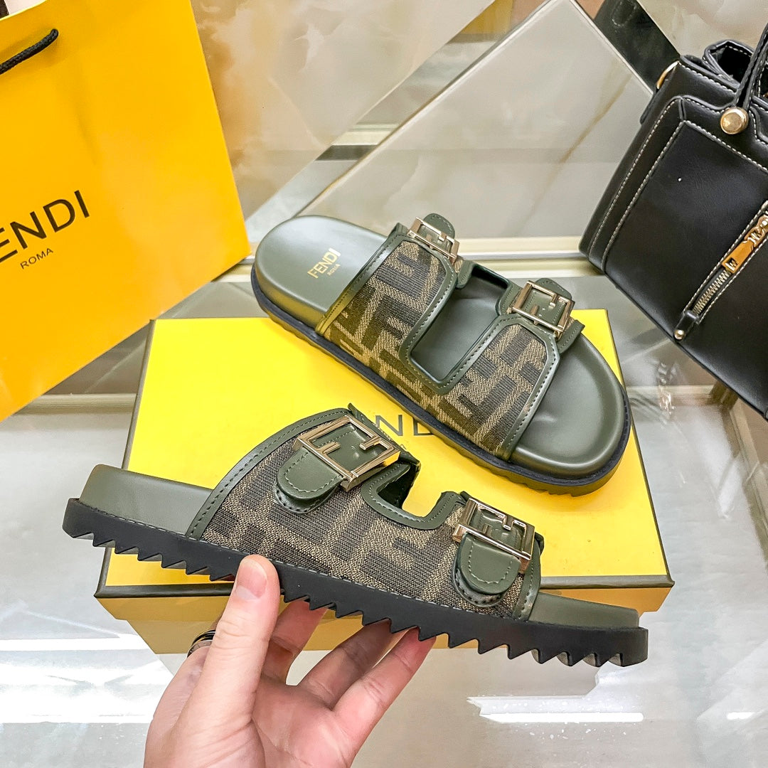 14F69ZDE Stylish slippers