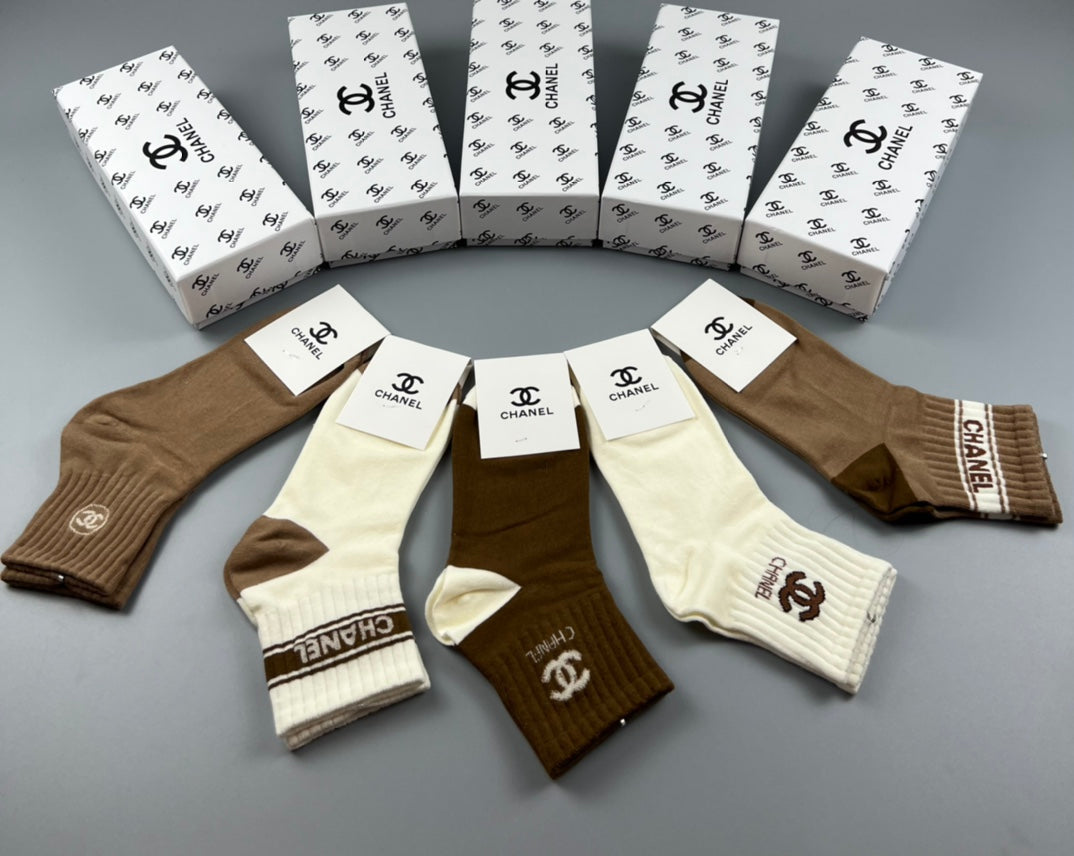 235QC64SDE Stylish socks(5 pairs )