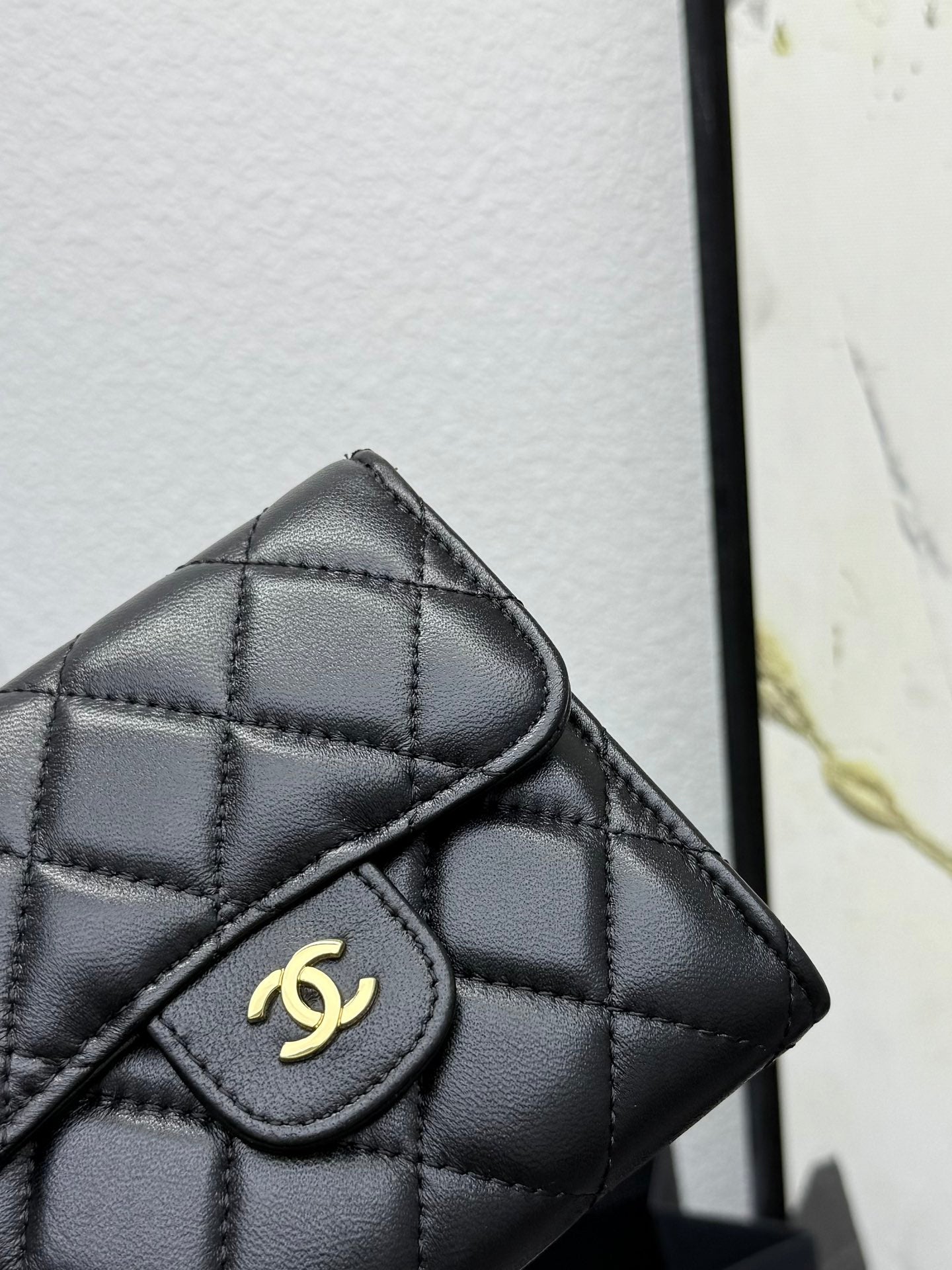 15RC98BDE Stylish leather bag