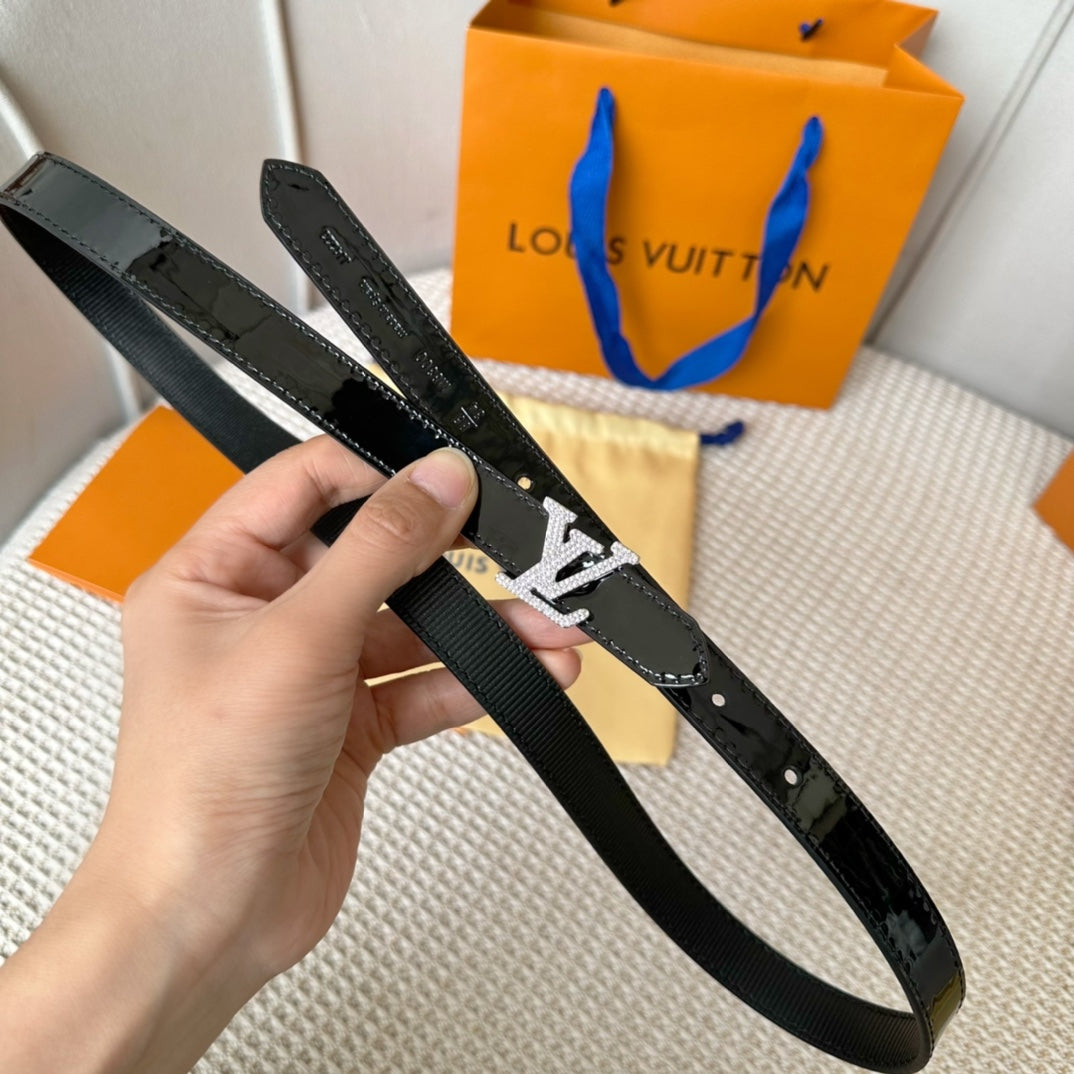 14E132PDE Stylish  High quality belt With full package