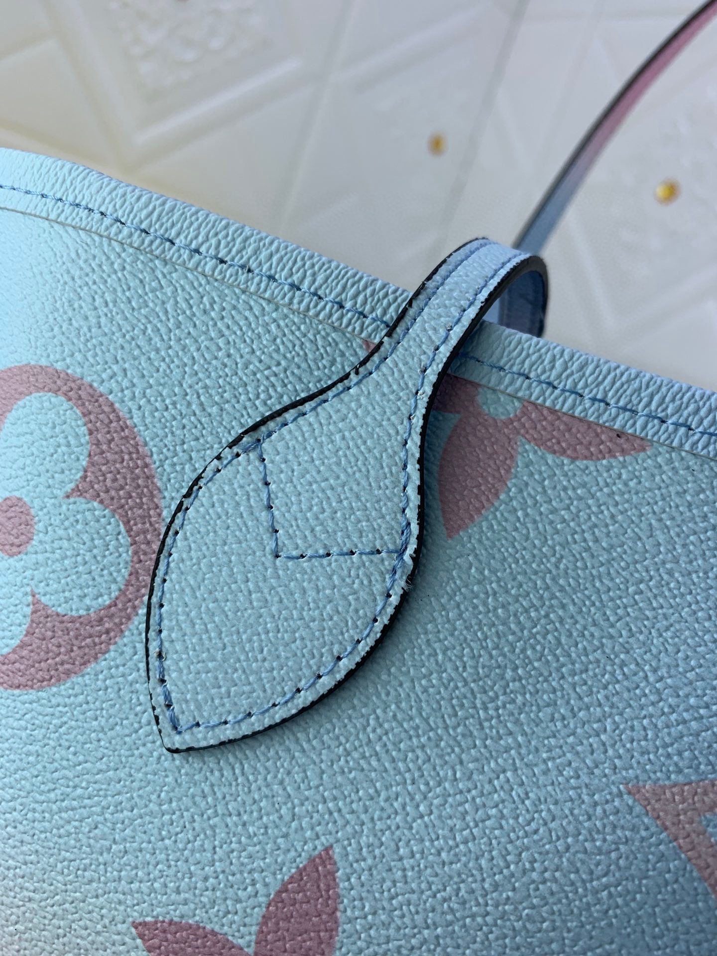 2XE87BDE Stylish leather bag 