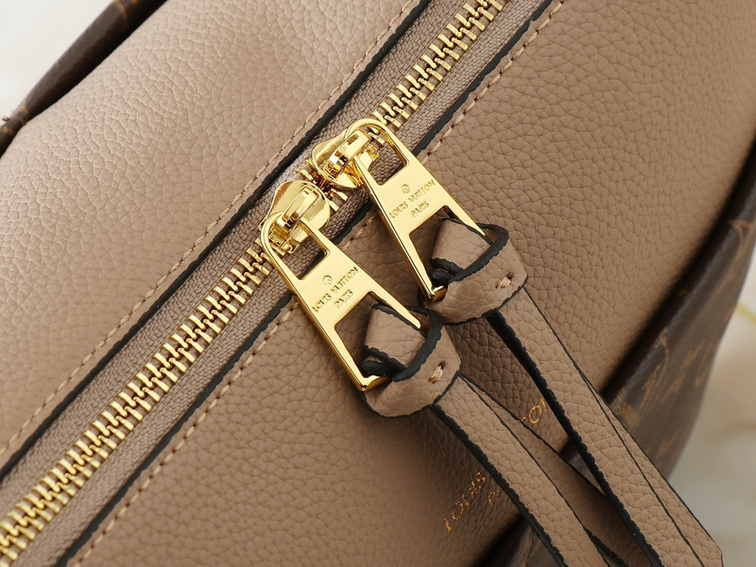 1WE115BDE Stylish leather bag