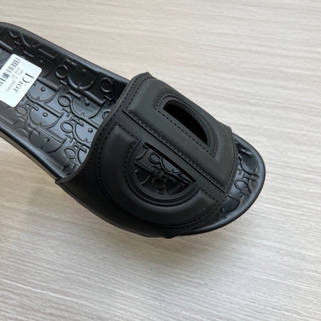 5LD213ZDE Stylish Slippers