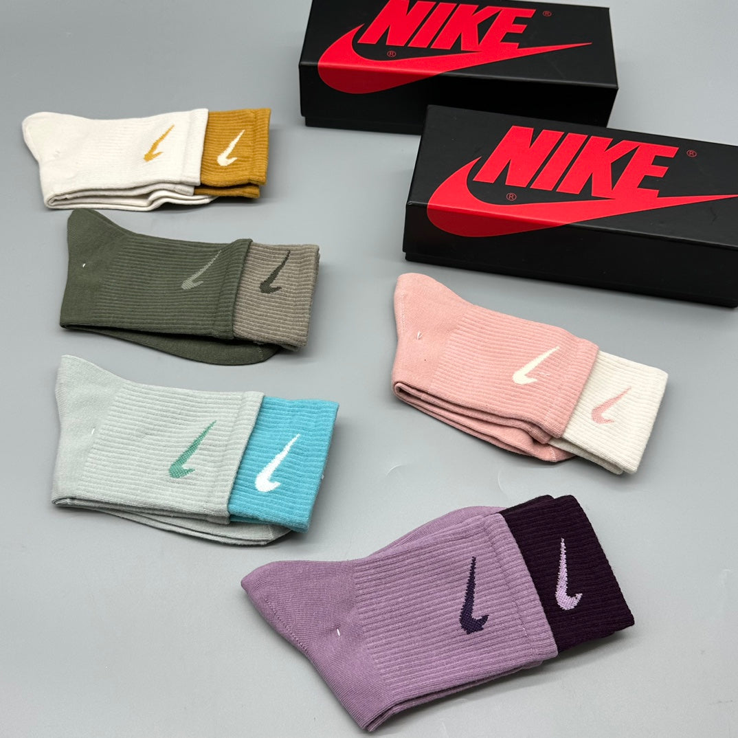 235QA15SDE Stylishsocks(5 pairs )