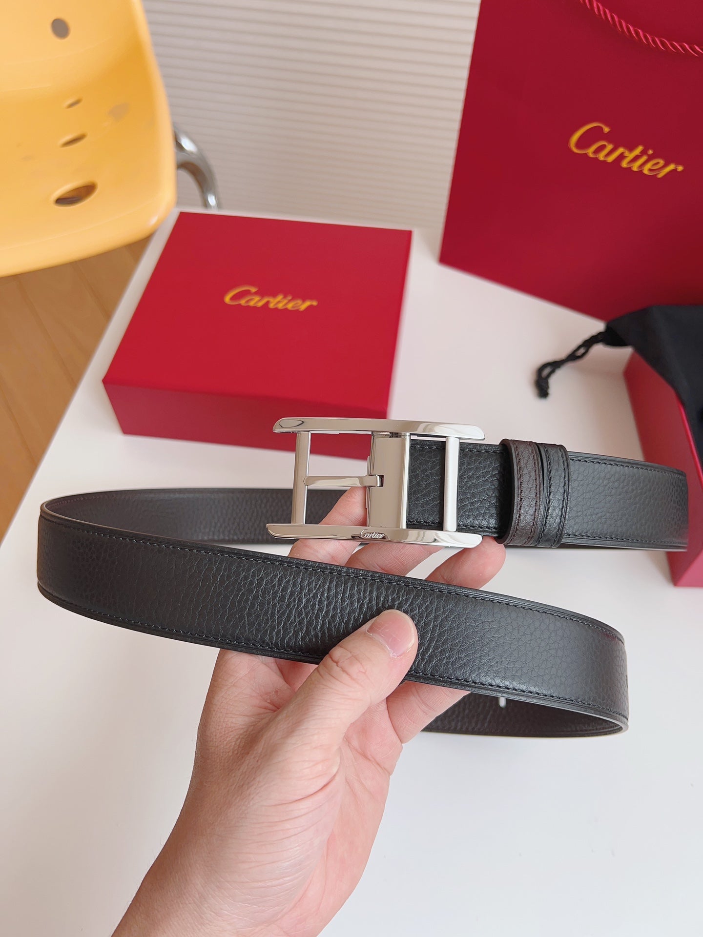 155RK242PDE Stylish  High quality belt With full package