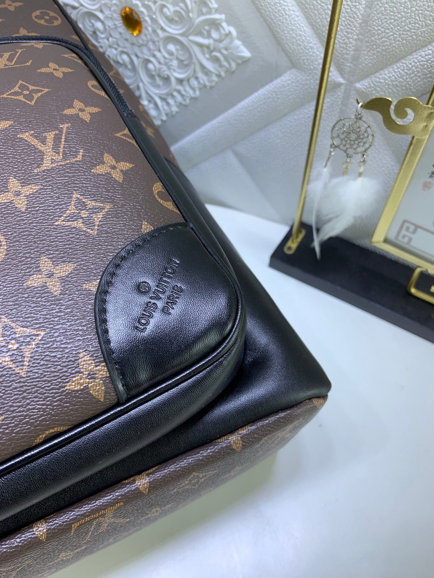 2XE346BDE Stylish leather bag 