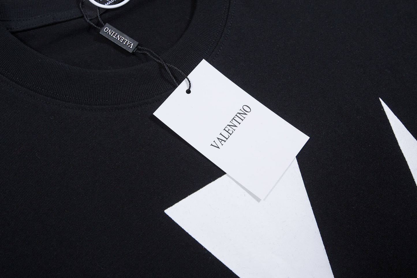 145RVL199UDE Stylish T-shirt