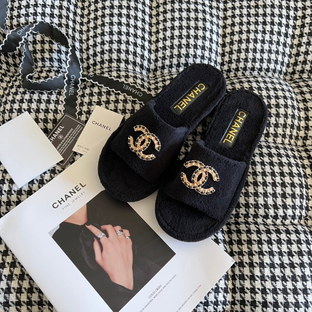 14C159ZDE Stylish Slippers