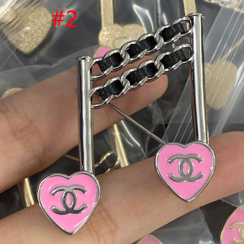 84C6XDE Stylish Brooch