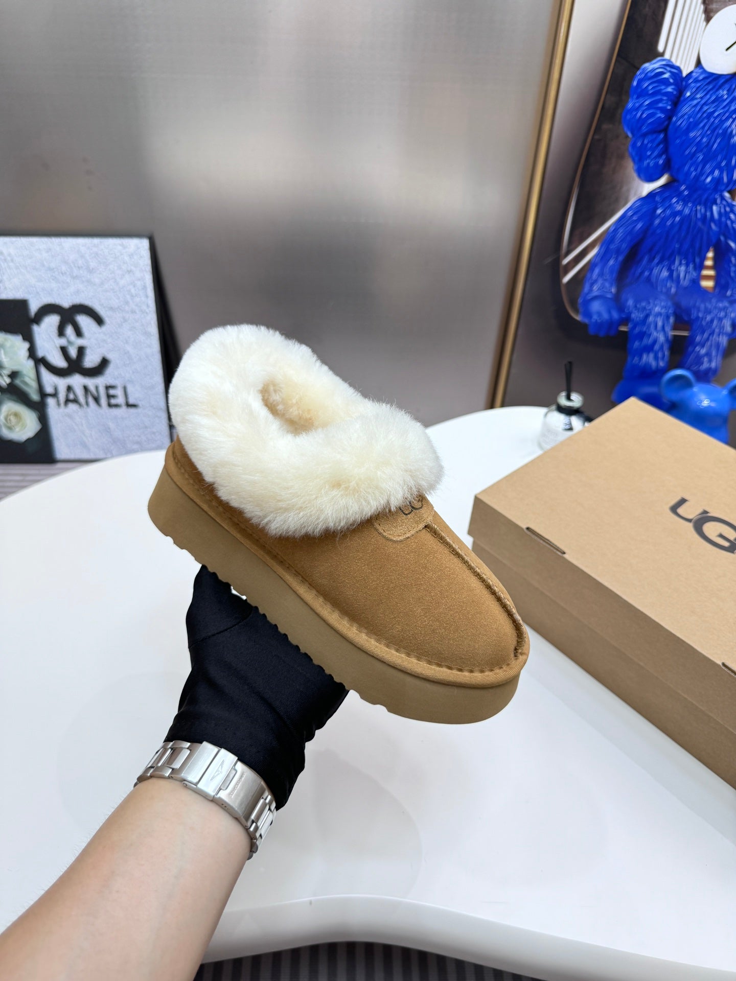 1LU12ZDE Stylish snow boots