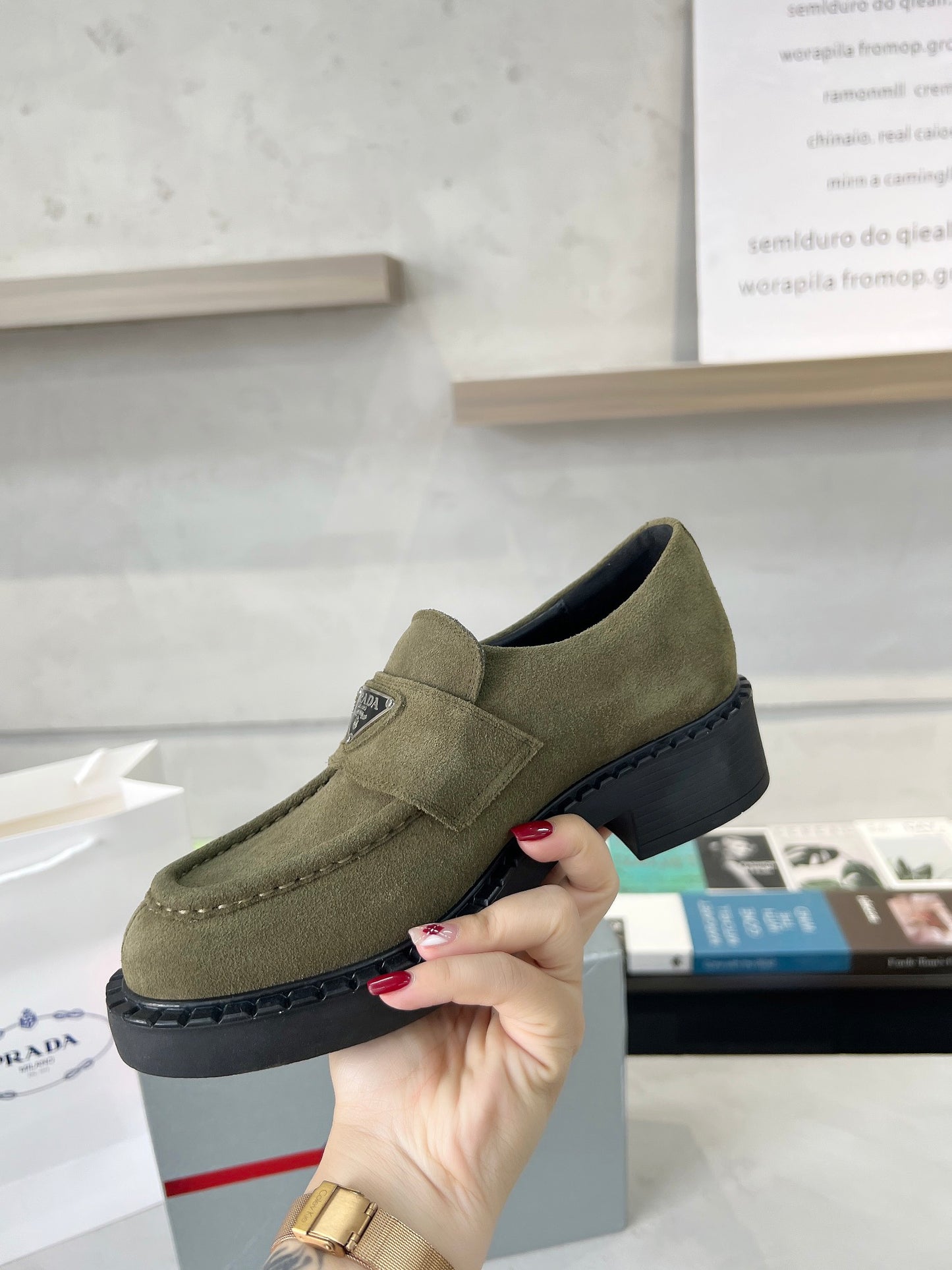 285ZPD64ZDE Stylish  leather  Casual shoes