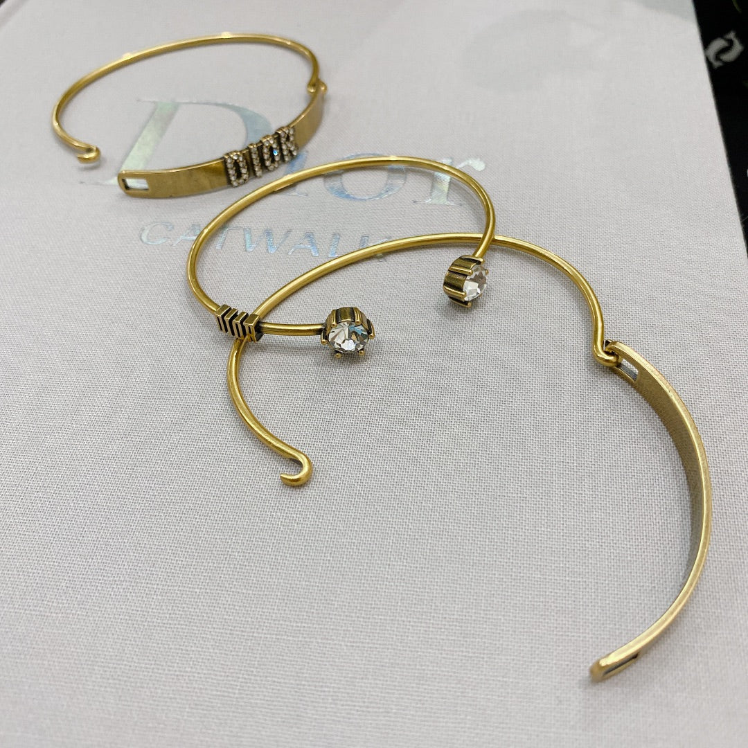 165ND1KDE Stylish Bracelets