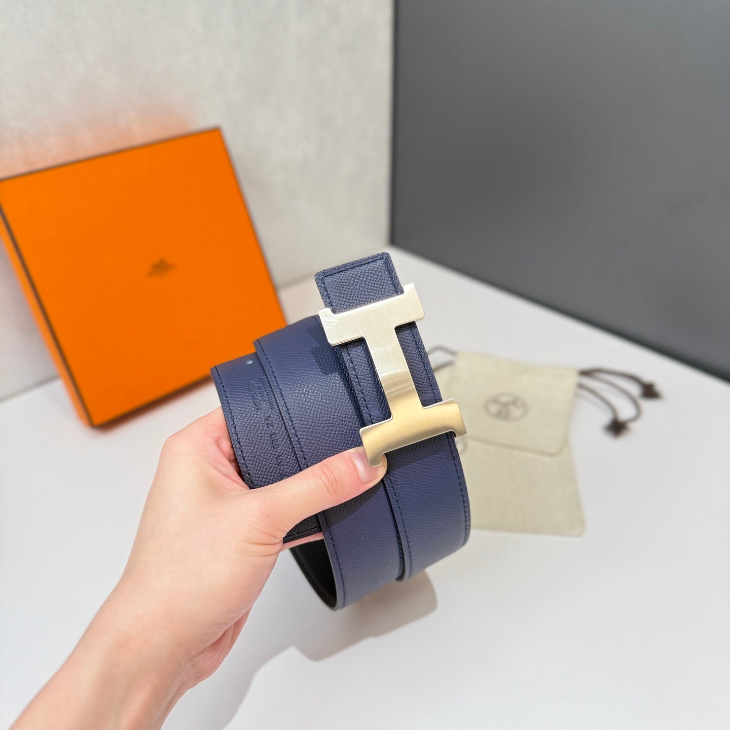 155RH231PDE Stylish  High quality belt With full package