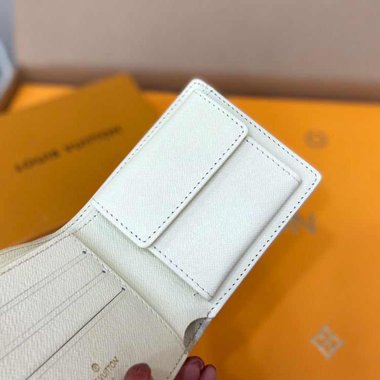 3E06BDE Stylish leather wallets