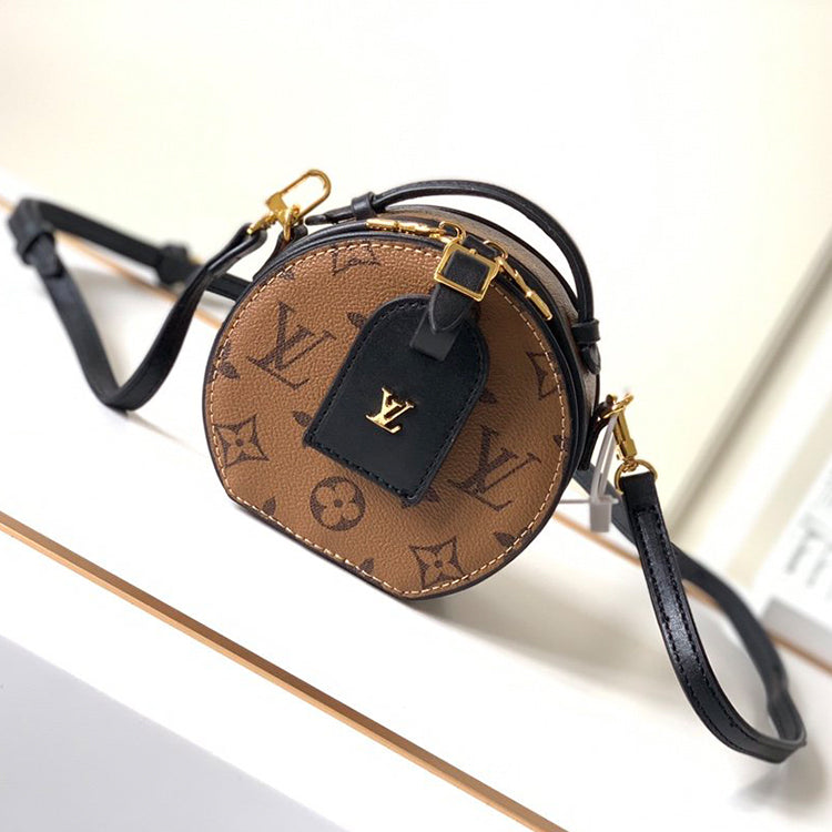1E16BDE Stylish leather bag 