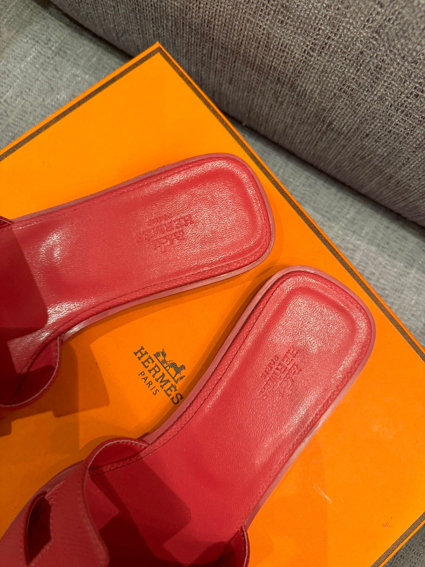 1ZH239ZDE Stylish Slippers