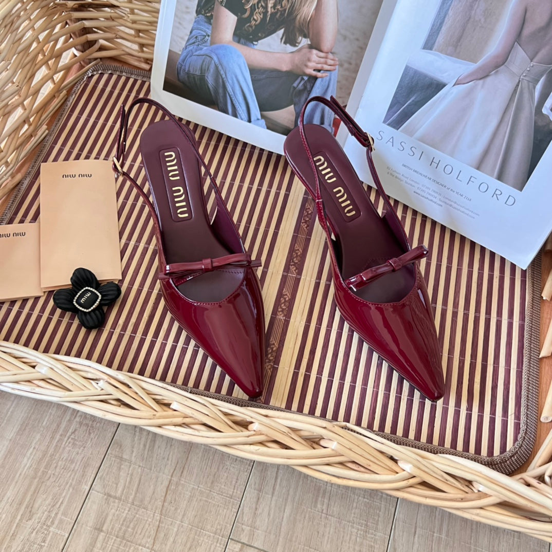 14A200ZDE Stylish High heels Heel height 5cm