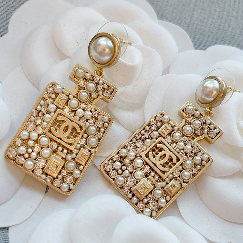 1NC239EDE Stylish Earrings