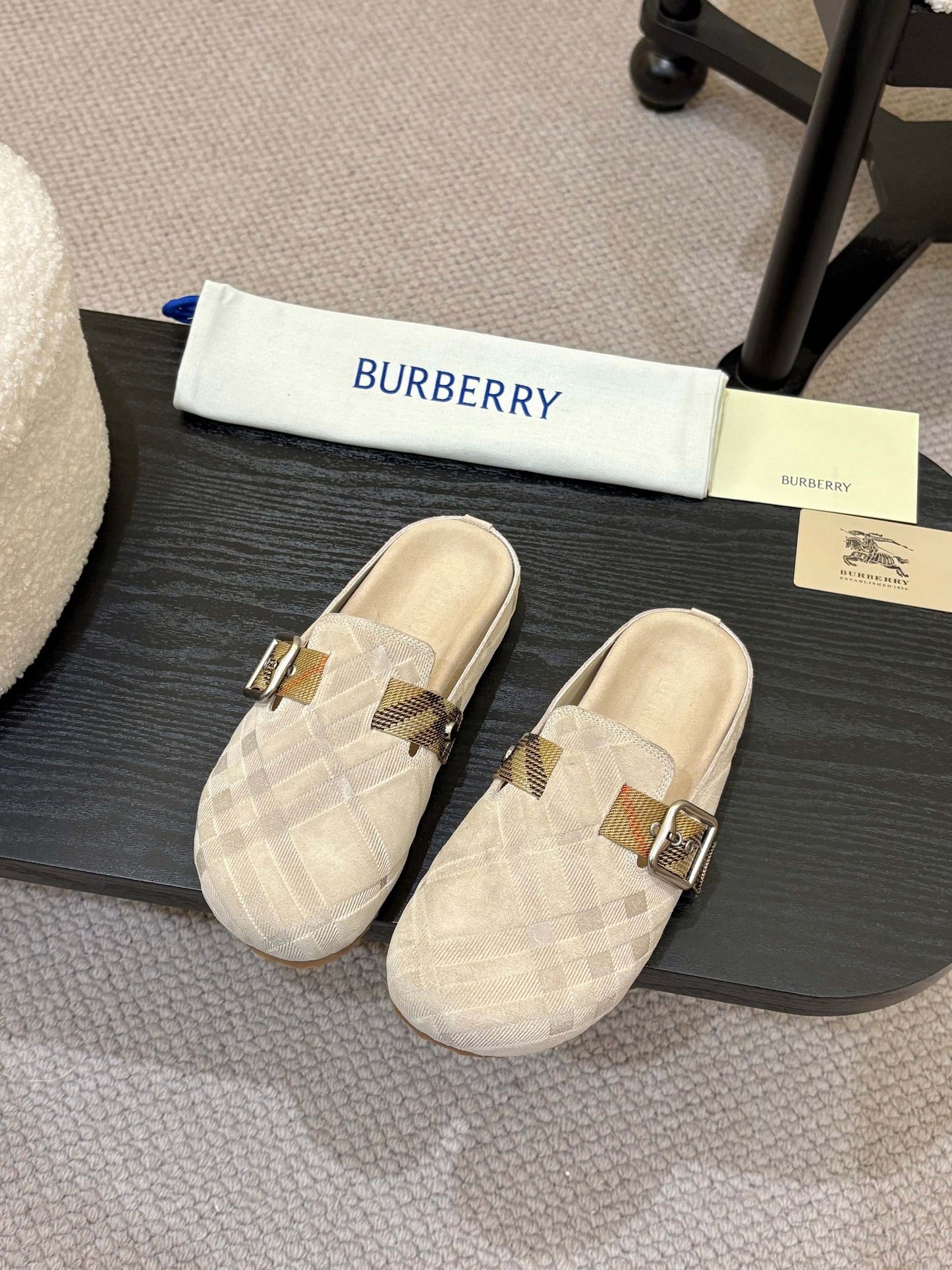 285NR11ZDE Stylish leather shoes