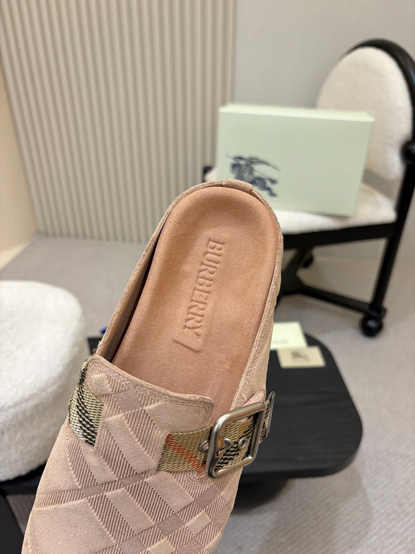 285NR11ZDE Stylish leather shoes