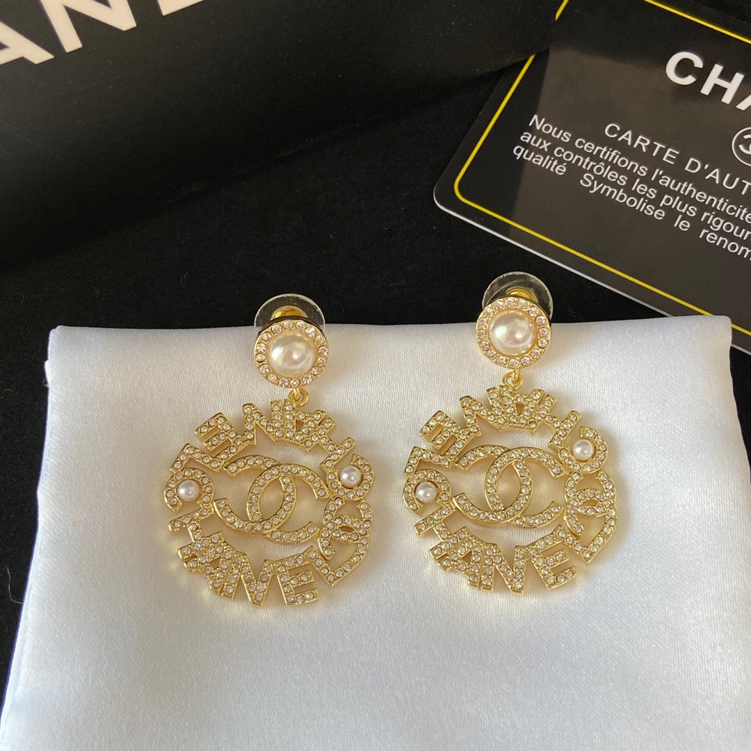 1YC237EDE Stylish Earrings