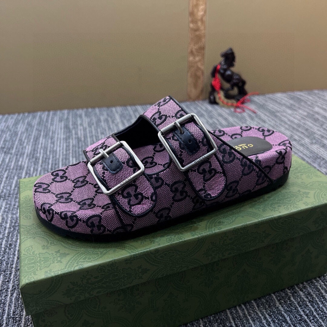 54B123ZDE Stylish slippers