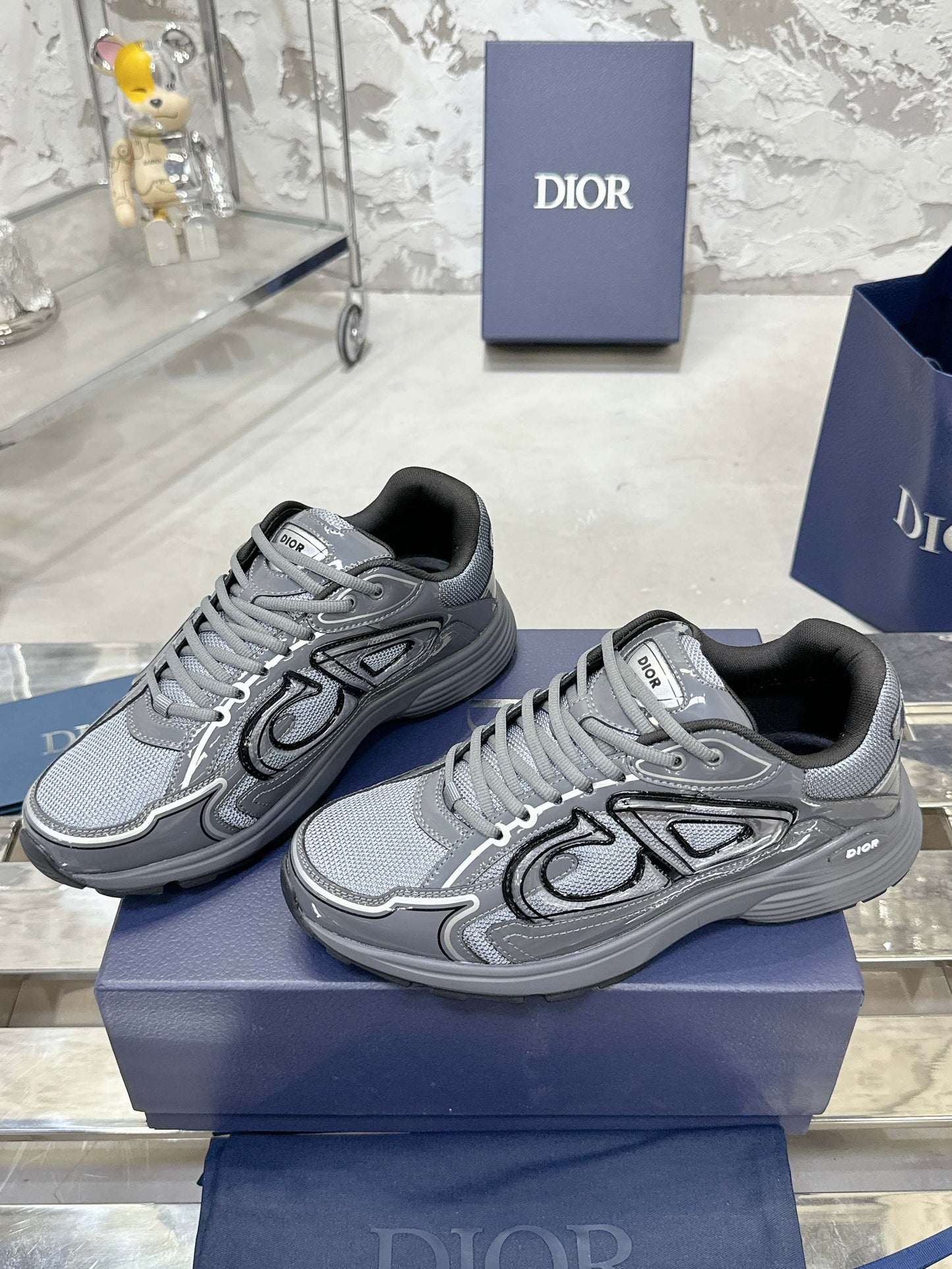 245RD2ZDE Stylish Sneakers