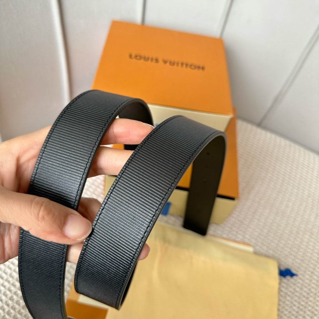 14E136PDE Stylish  High quality belt With full package