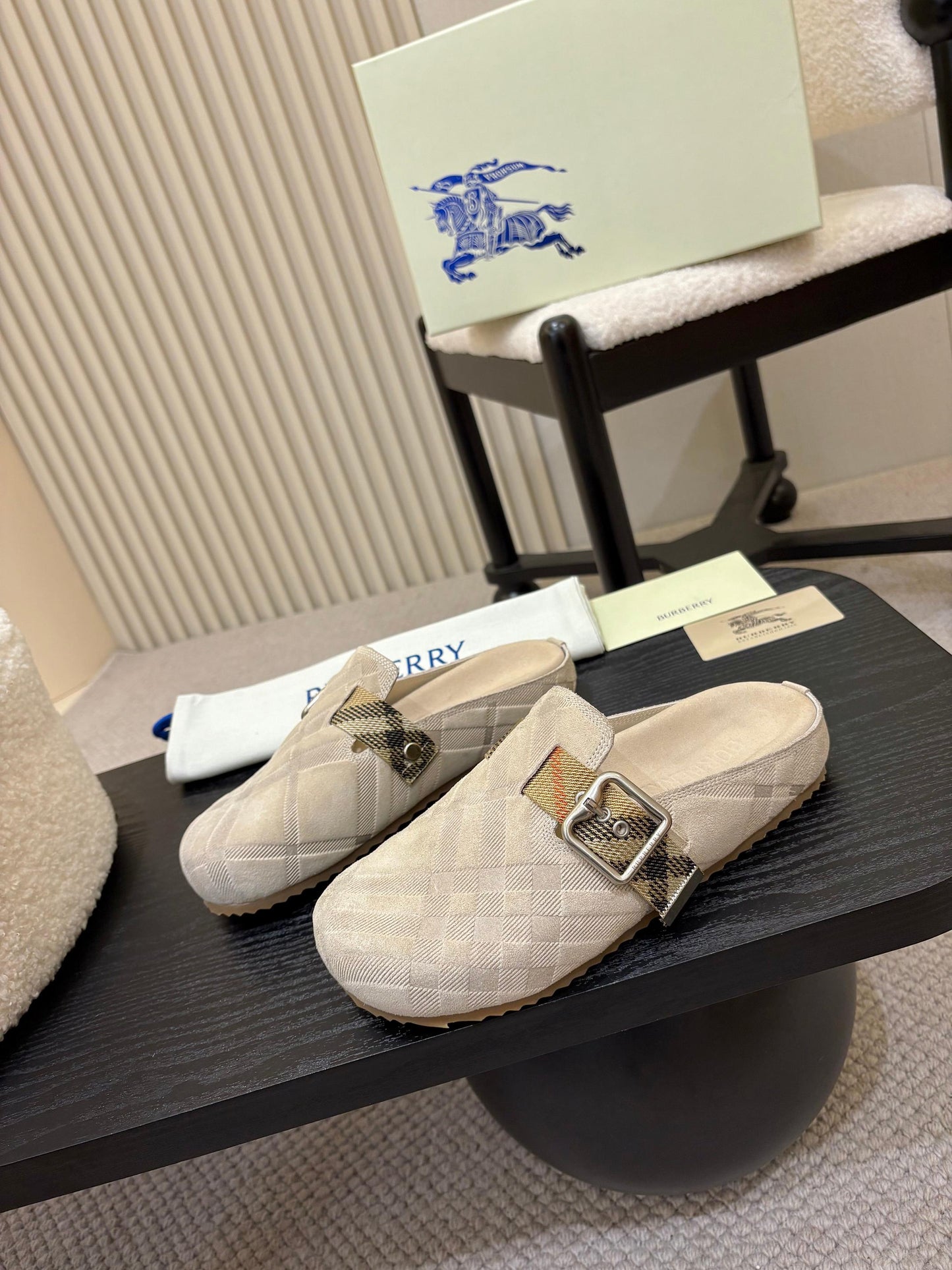 285NR11ZDE Stylish leather shoes
