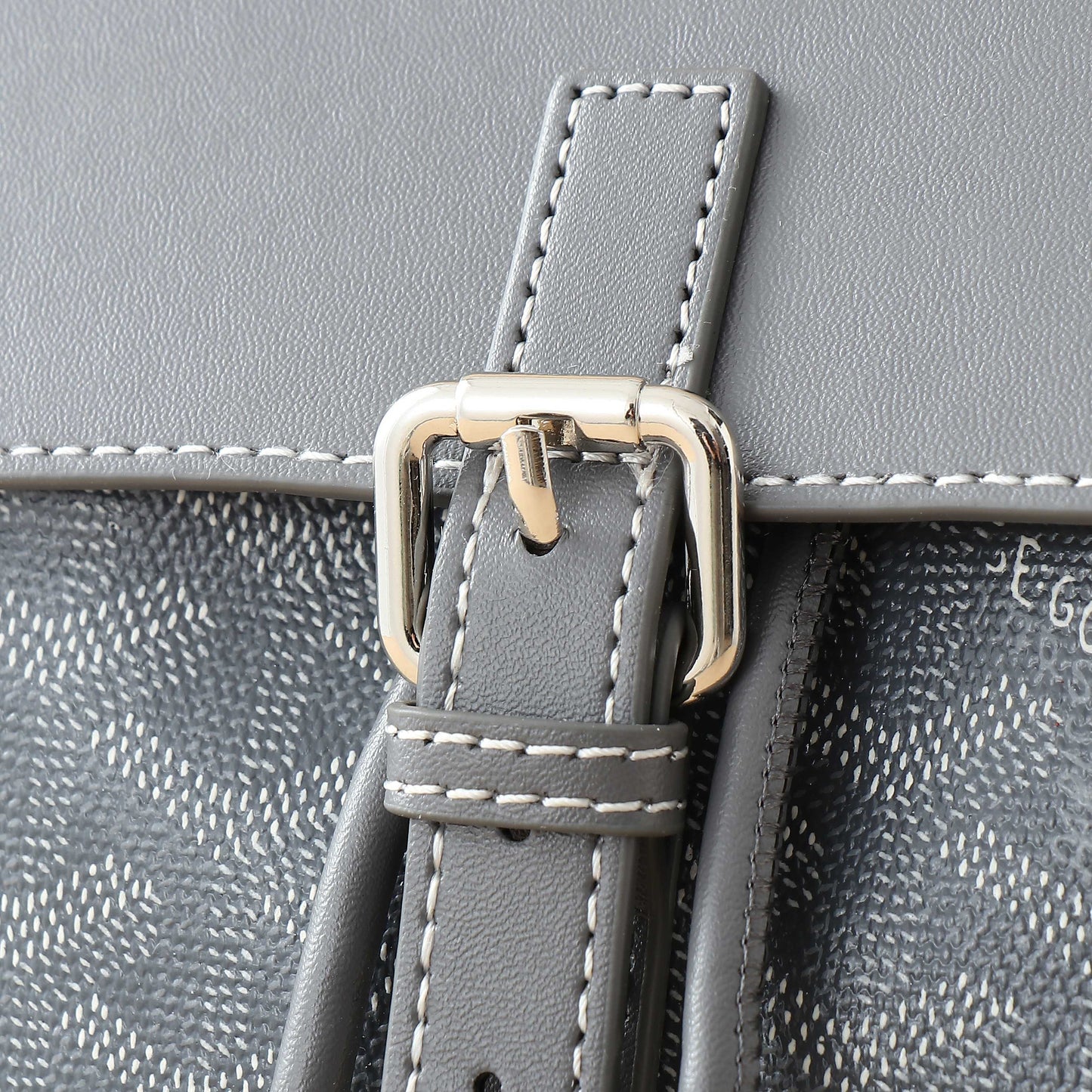 1WA104BDE Stylish leather bag