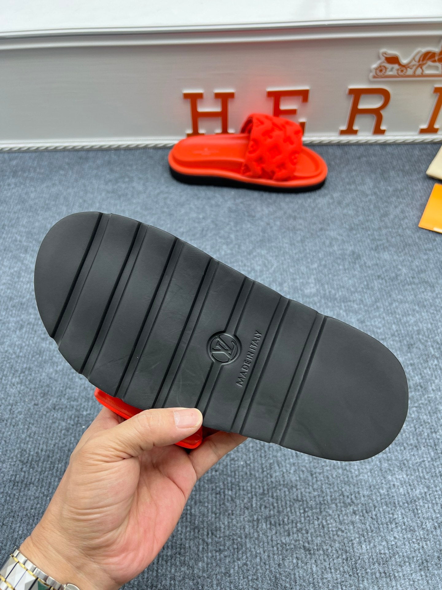5YE115ZDE Stylish Slippers