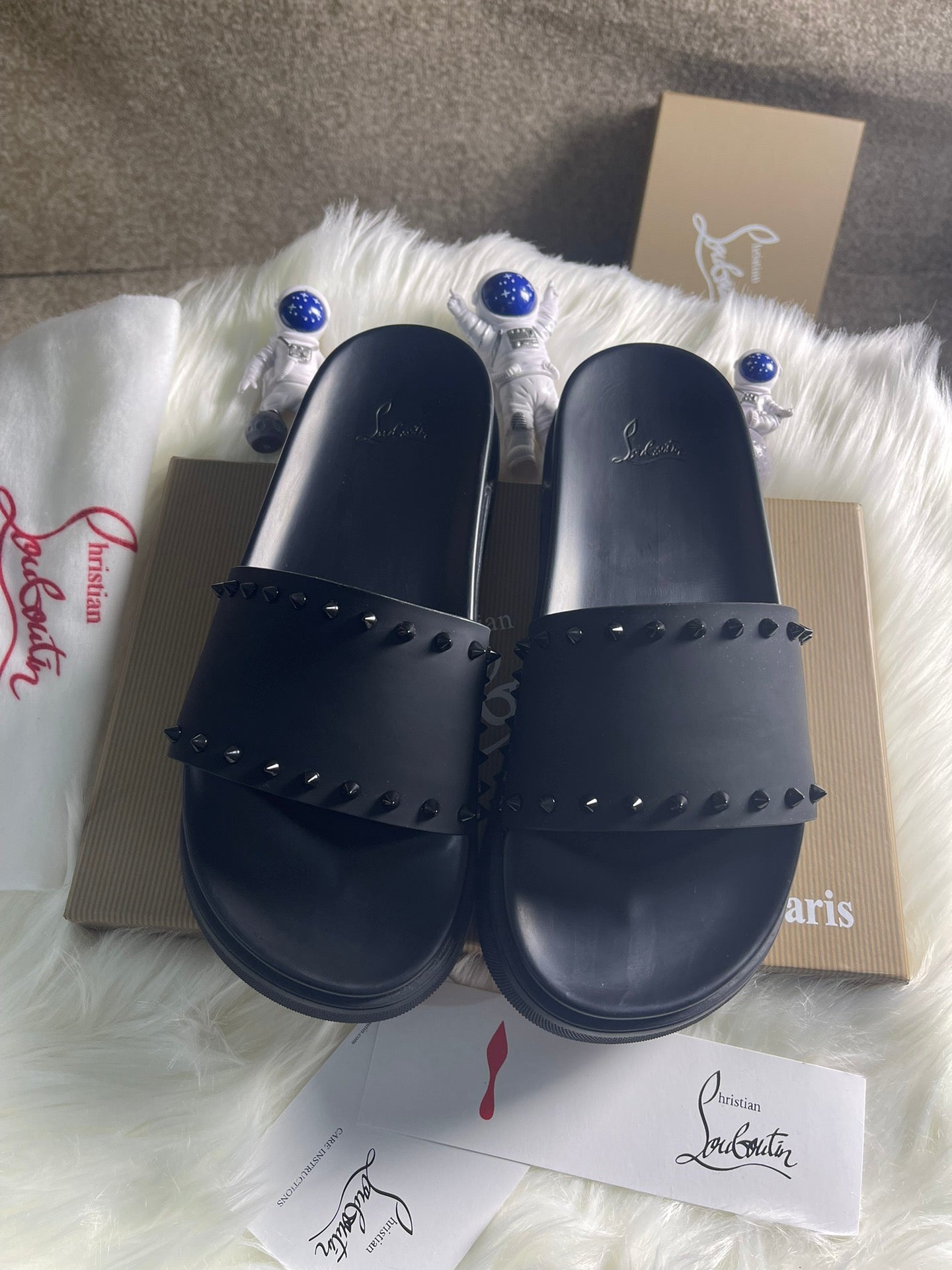 J4A26ZDE Stylish Slippers