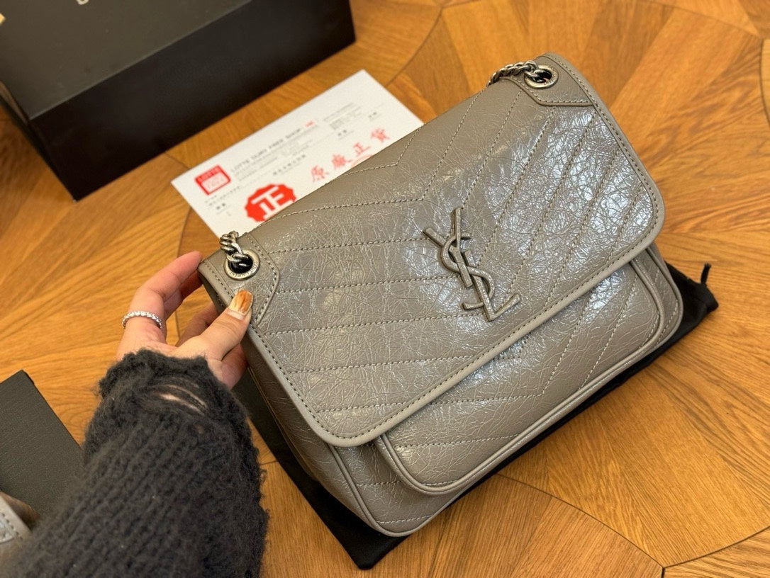 6XSL429BDE Stylish leather bag