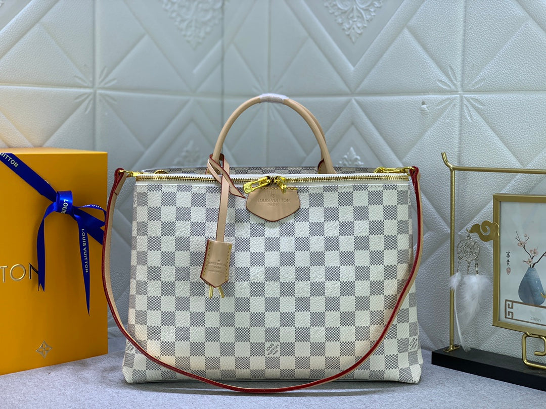 2XE330BDE Stylish leather bag 